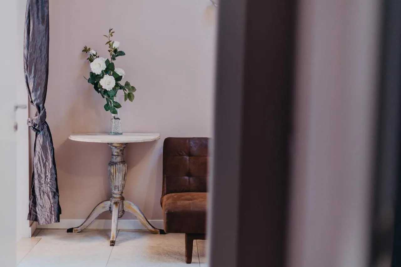 Affittacamere Hotel Le Due Dame Manerba del Garda
